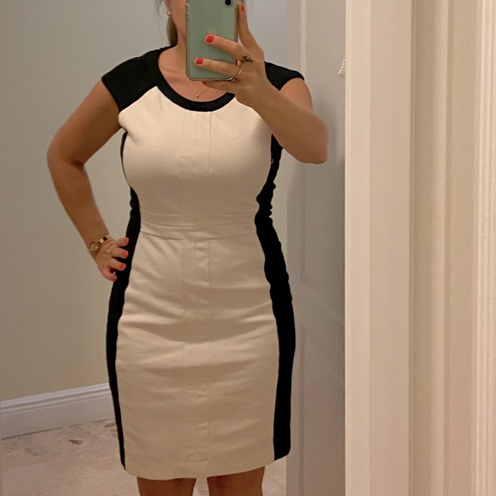 Classic blk&wht Banana Republic fitted Size 6